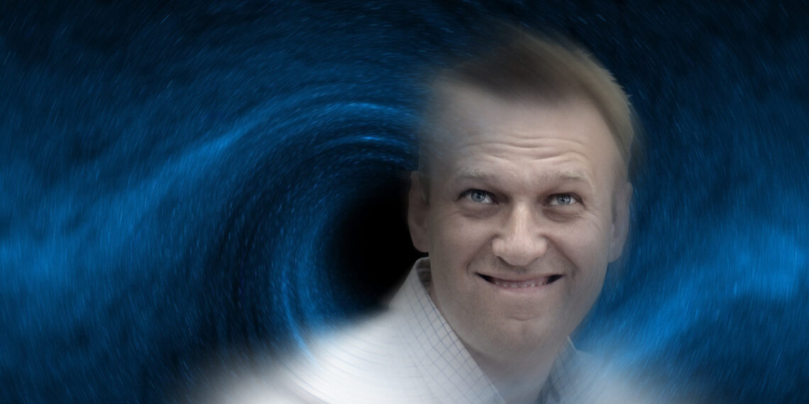 Алексей Навальный. Коллаж: LIFE/Фото: РИА Новости