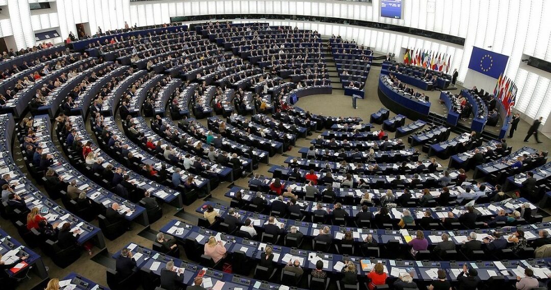 Заседание Европарламента. Фото: Euronews