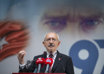 Кемаль Кылычдароглу. Фото: Emin Sansar / Anadolu