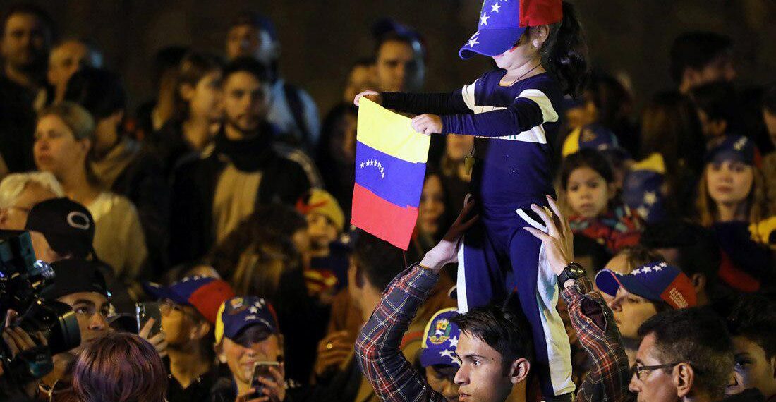 Акции протеста в Каракасе. Фото: Reuters