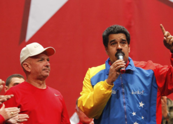 Уго Карвахаль и Николас Мадуро. Фото: Reuters