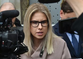 Любовь Соболь