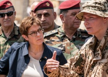 Аннегрет Крамп-Карренбауэр. Фото: newsbeezer.com