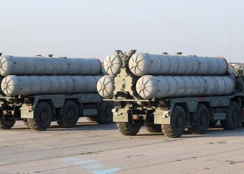 ЗРК С-400. Фото: "Известия"