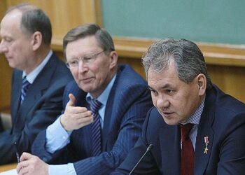 Сергей Иванов и Сергей Шойгу