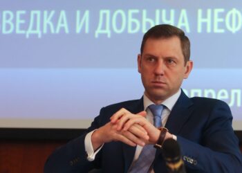 Роман Панов