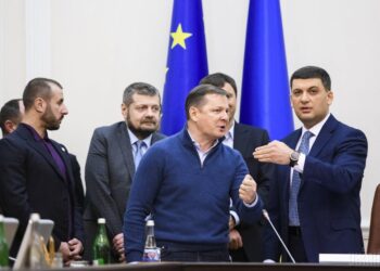 Олег Ляшко сорвал заседание правительства. Фото: УНИАН