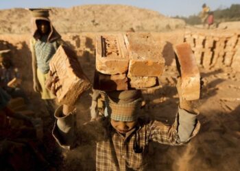 Рабство. Фото: Narendra Shrestha / EPA