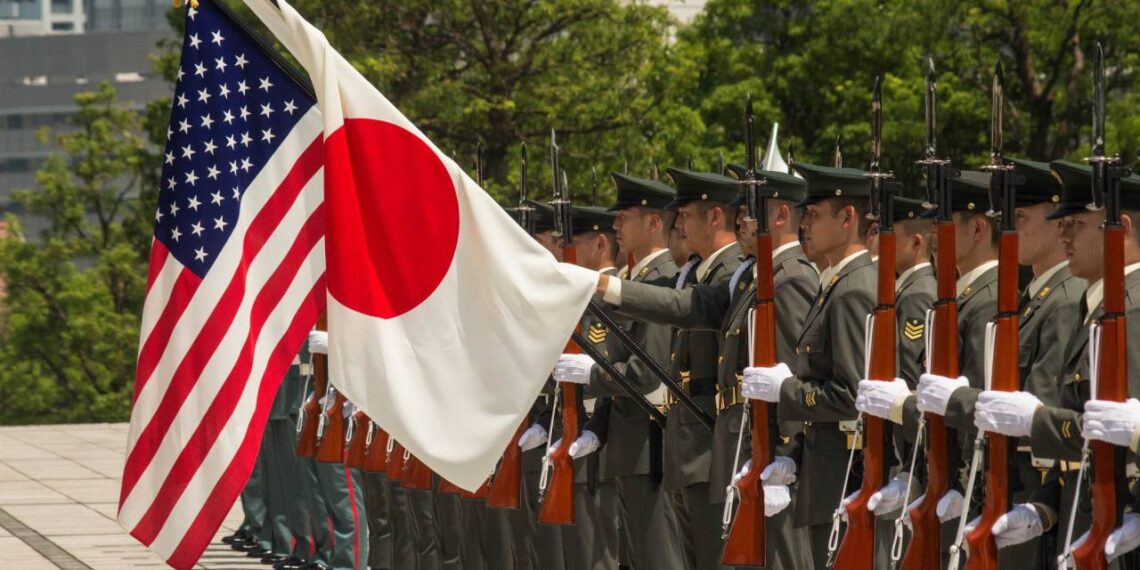 Флаги союзников. Фото: Topwar