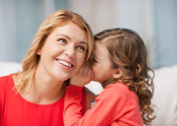 Диалог с ребенком. Фото: открытые источники