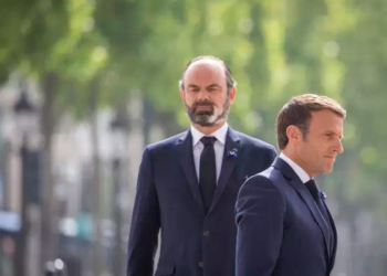 Эдуар Филипп и Эммануэль Макрон. Фото: lemonde.fr