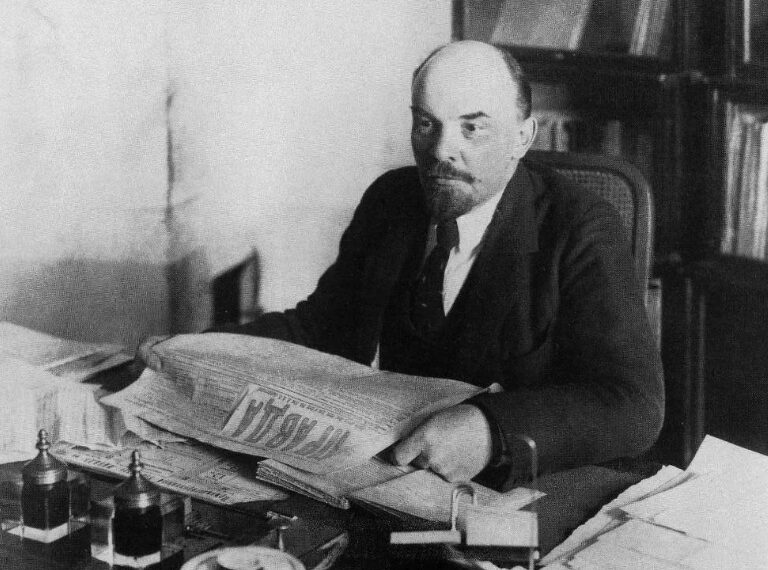 Владимир Ленин