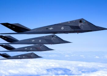 Военные самолеты Stealth. Фото:  warontherocks.com