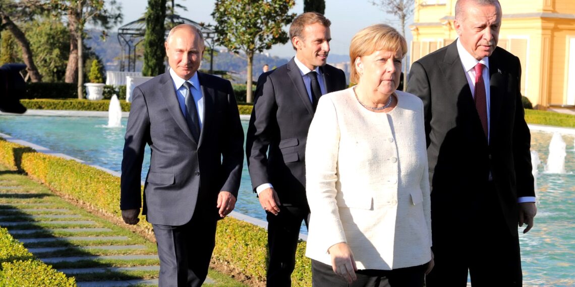 Владимир Путин, Эммануэль Макрон, Ангела Меркель и Реджеп Тайип Эрдоган. Фото: Пресс-служба Кремля