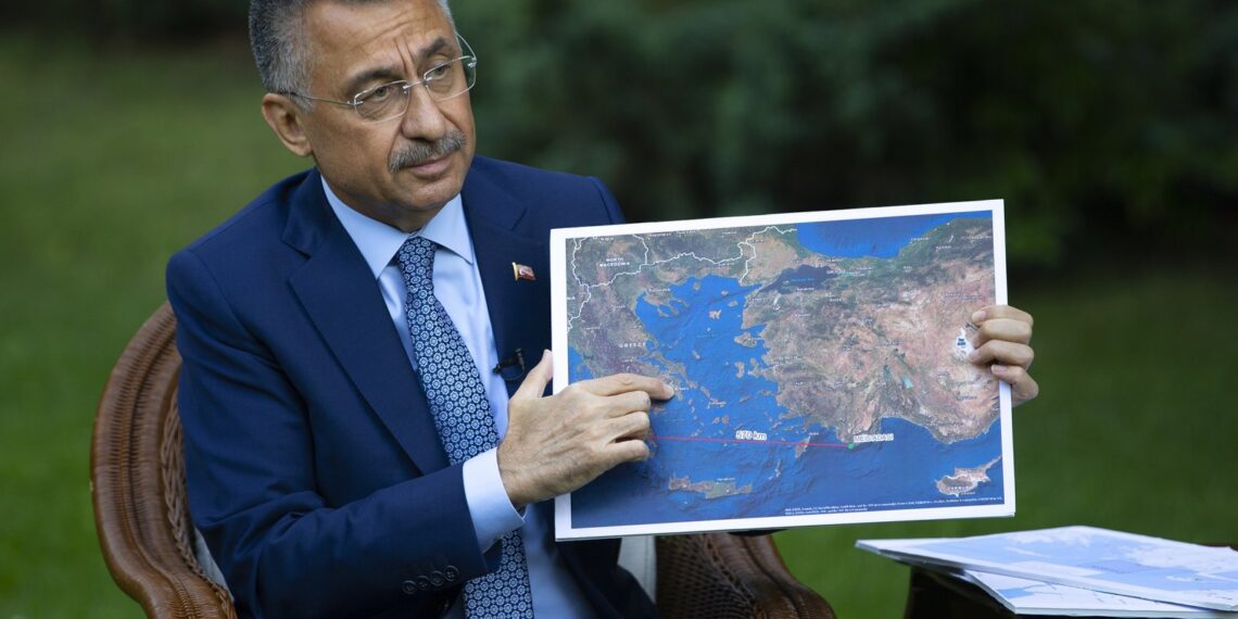 Фуат Октай. Фото: Anadolu