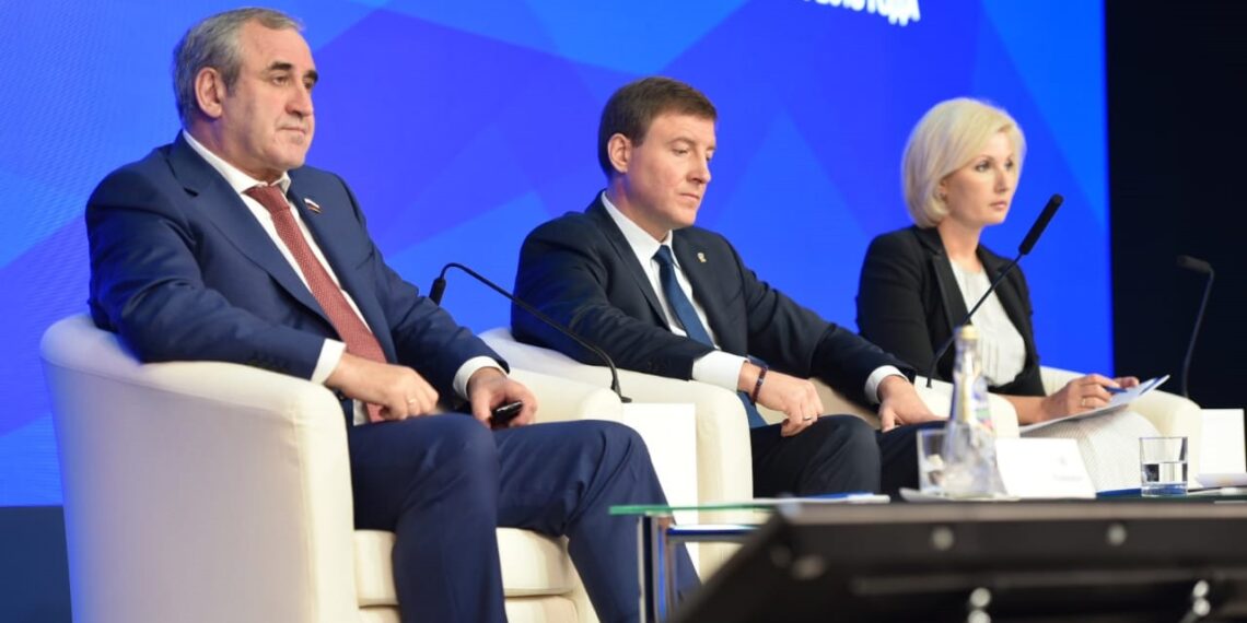 Совместное заседание генерального совета партии и совета руководителей фракций. Фото: Пресс-служба "Единой России"