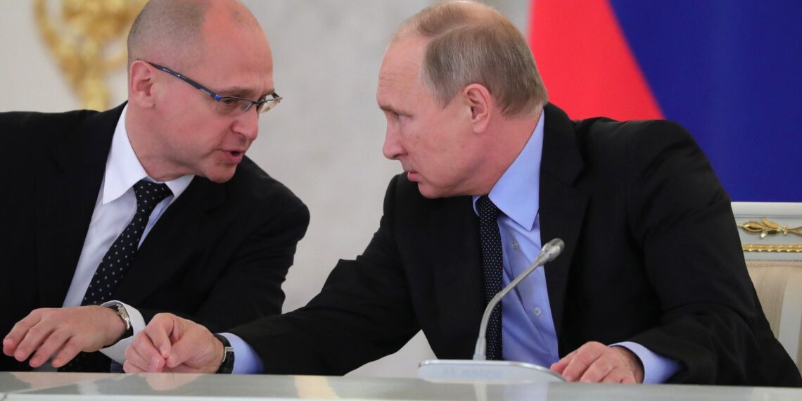 Владимир Путин и Сергей Кириенко. Иллюстрация: kremlin.ru