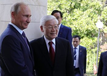 Владимир Путин и Нгуен Фу Чонг. Фото: Константин Завражин/"Российская газета"