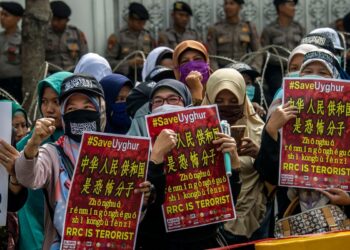 Акция протеста перед консульством КНР в Сурабае, Восточная Ява. Декабрь 2019 года. Фото: AFP