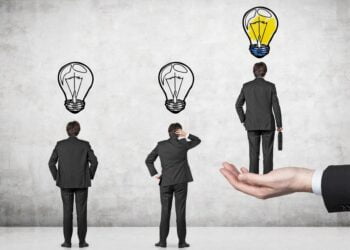 Для тех, кто перешагнул пятидесятилетний рубеж, будущего нет, отмечает эксперт