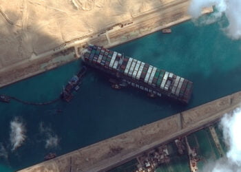 Затор в Суэцком канале. Фото: nytimes.com