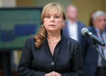 Элла Памфилова. Фото: Владимир Песня / РИА Новости