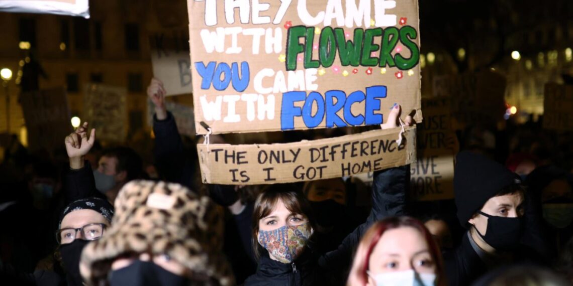 Протесты в Великобритании