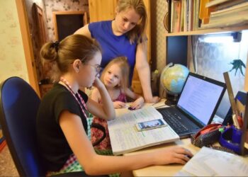 Дистанционное образование в школах. Фото: livekavkaz.ru