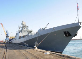 Российский боевой корабль «Адмирал Григорович» в Порт-Судане. Фото: Ибрагим Ишак/РИА Новости