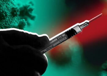 Принудительная вакцинация. Иллюстрация: ИА Красная Весна