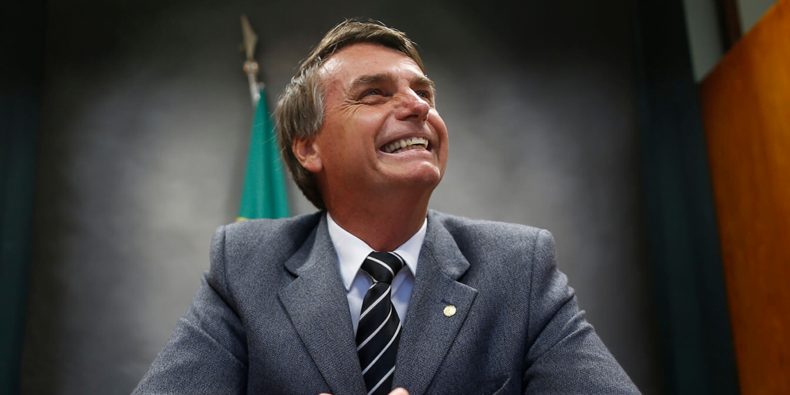 Жаир Болсонару. Фото: timelinefy.com