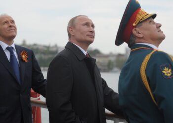 Александр Бортников, Владимир Путин и Сергей Шойгу