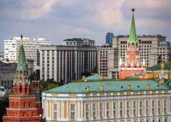 Кремль и Госдума. Фото: РБК