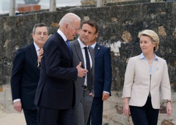 Джозеф Байден, Эммануэль Макрон, Урсула фон дер Ляйен и Марио Драги. Фото: politico.com