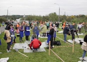 Субботник в Коломенском парке
