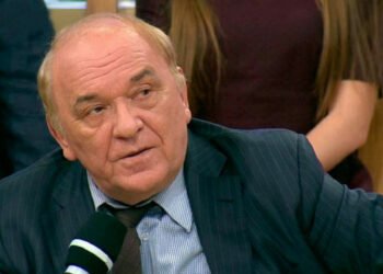 Виктор Баранец