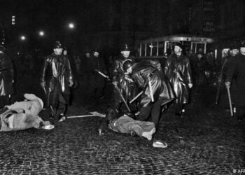 Подавление протестов в Париже. 17 октября 1961 года