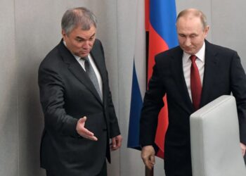 Вячеслав Володин и Владимир Путин. Фото: Коммерсант