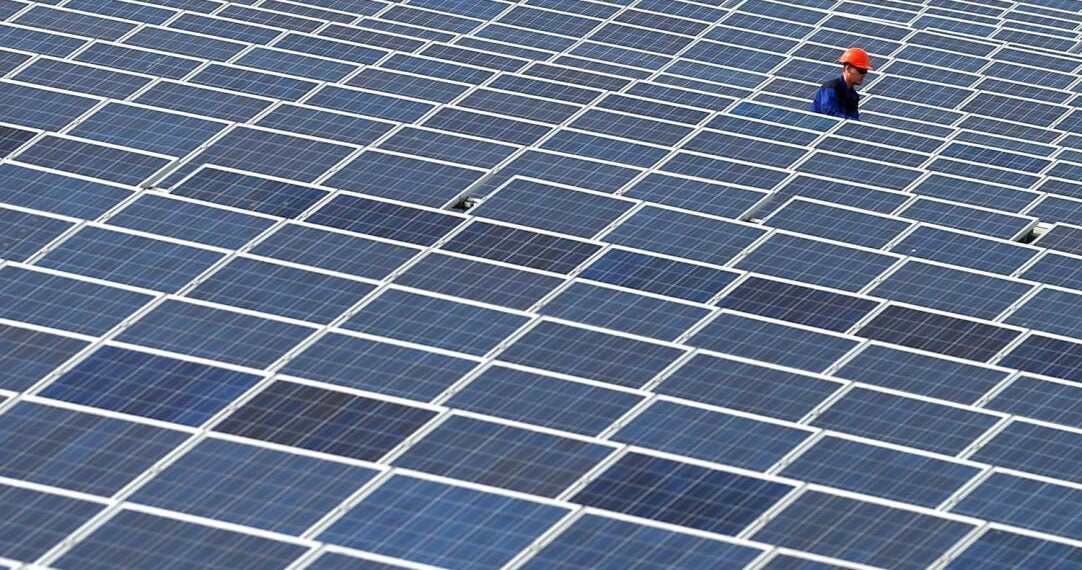 Солнечные станции. Фото: Валерий Шарифулин / ИТАР-ТАСС