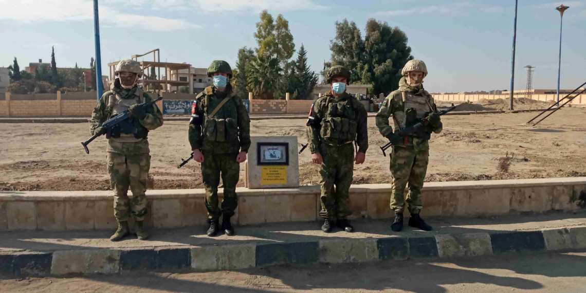 Закладка первого камня будущего памятника российским воинам в Дейр эз-Зоре