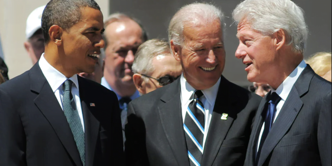 Барак Обама, Джозеф Байден и Билл Клинтон. Фото: Getty