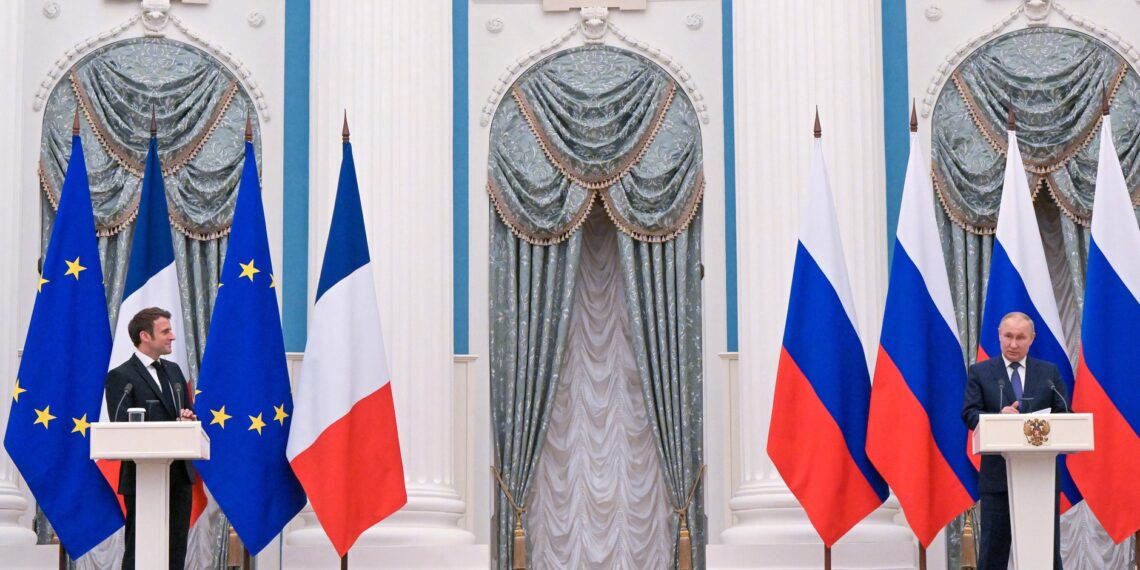 Эммануэль Макрон и Владимир Путин. Фото: kremlin.ru