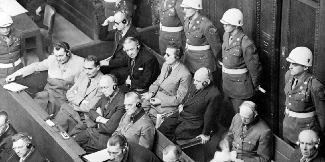 Нюрнбергский трибунал. Скамья подсудимых.