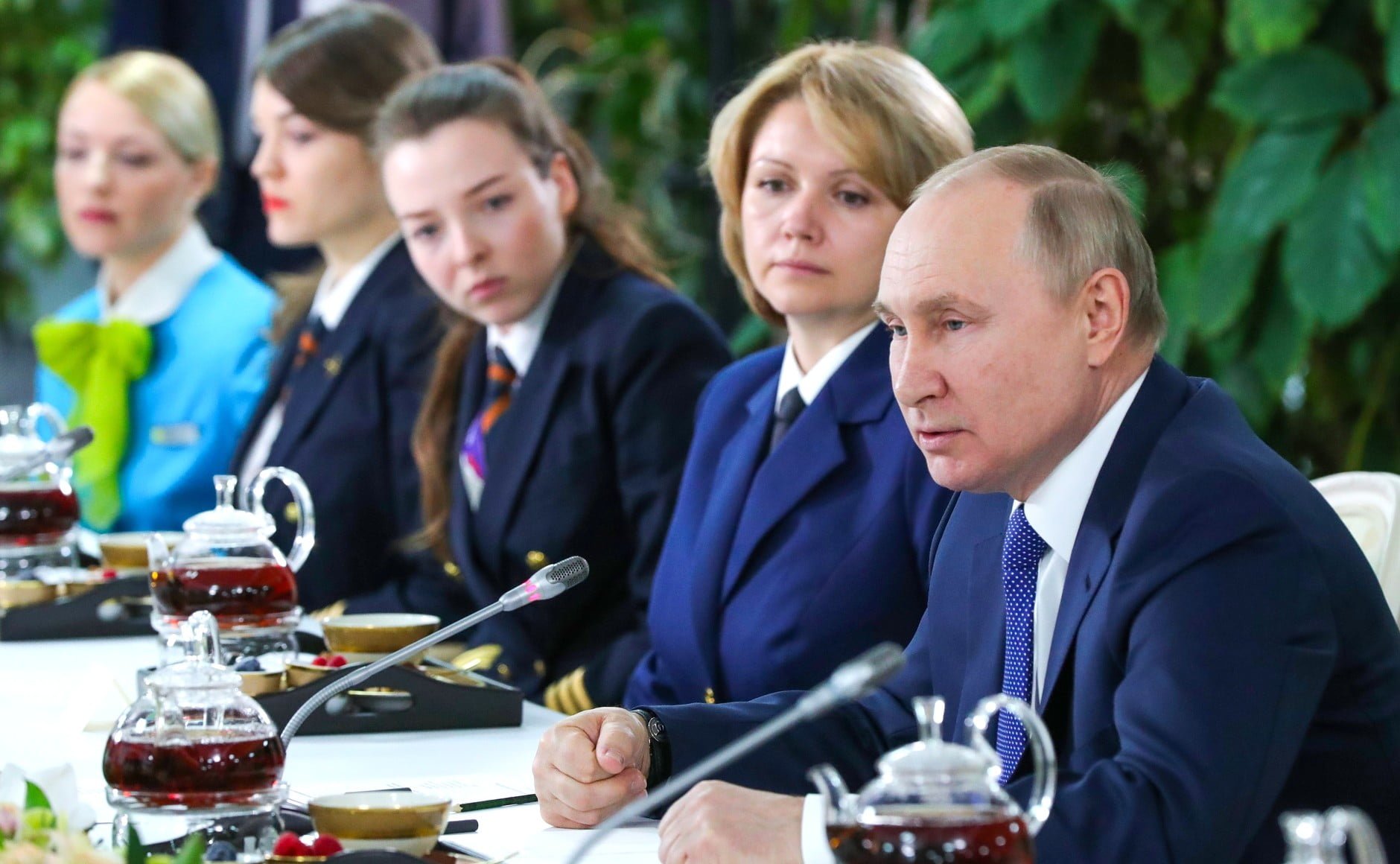 Путин на встрече