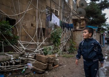 Трущобы в Баку