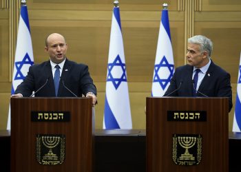 Нафтали Беннет и Яир Лапид. Фото: FLASH90