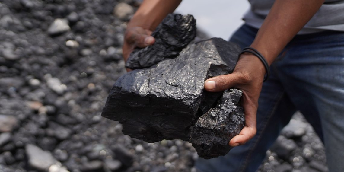 Уголь. Фото: Bloomberg