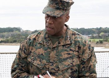 Генерал Майкл Лэнгли. Фото: Casey Price/Marine Corps