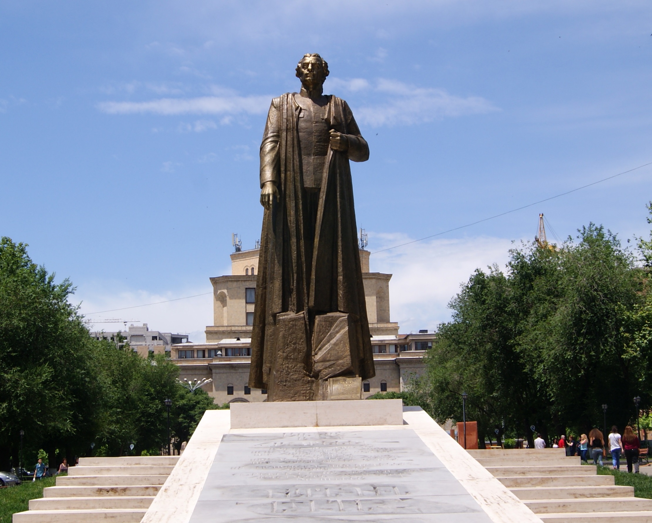 Памятник Гарегину Нжде в Ереване. Фото: wikipedia.org