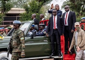 Президент Фостен-Арканж Туадера. Фото: AFP